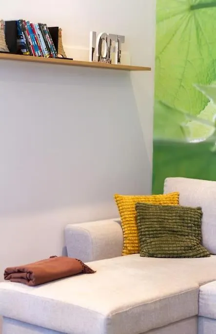 Galerie Grandeur With 2Br By Newave Apartments Budapeste 0*,  Hungria