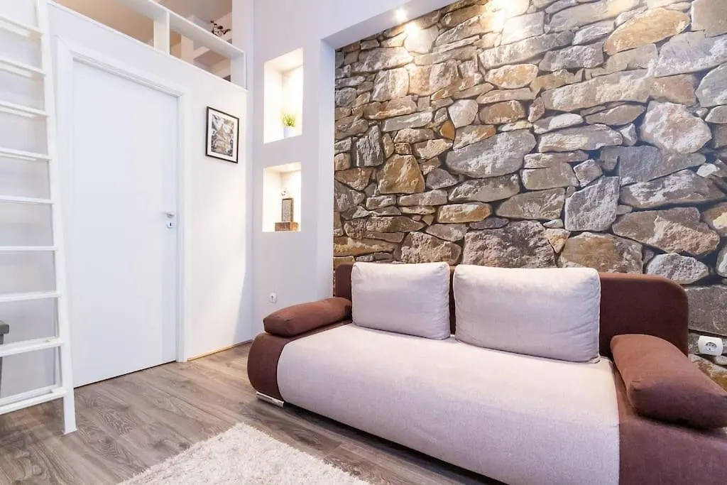 Galerie Grandeur With 2Br By Newave Apartments Budapeste