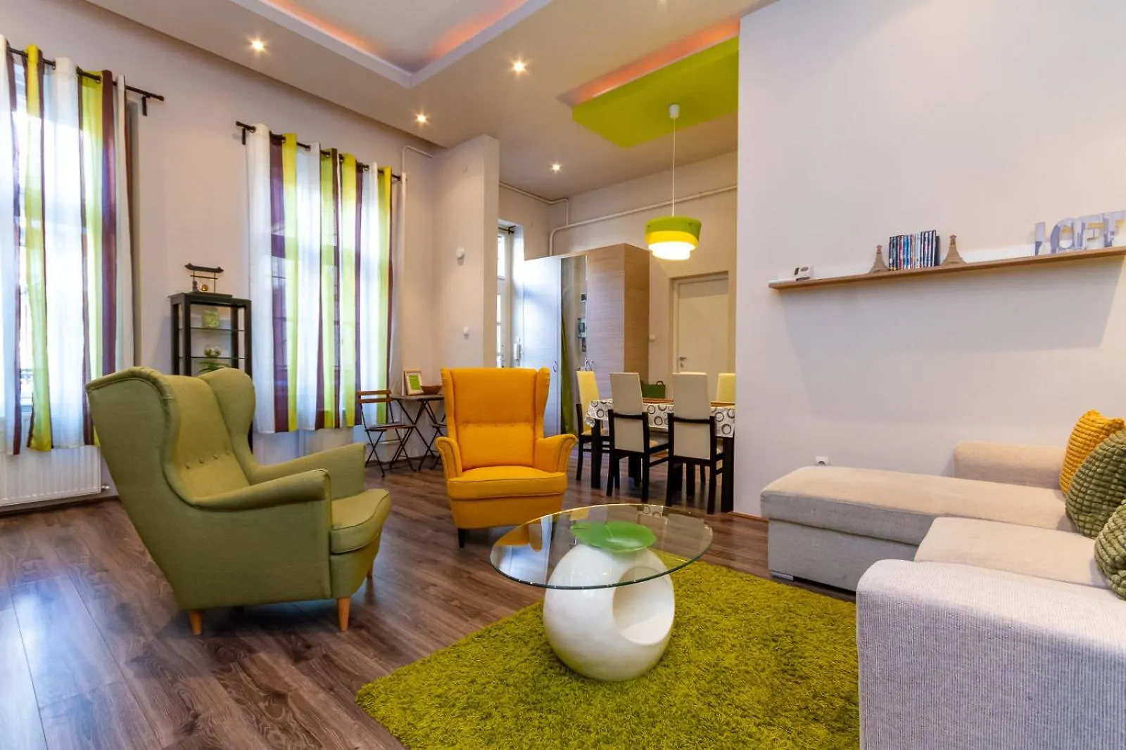 Galerie Grandeur With 2Br By Newave Apartments Budapeste